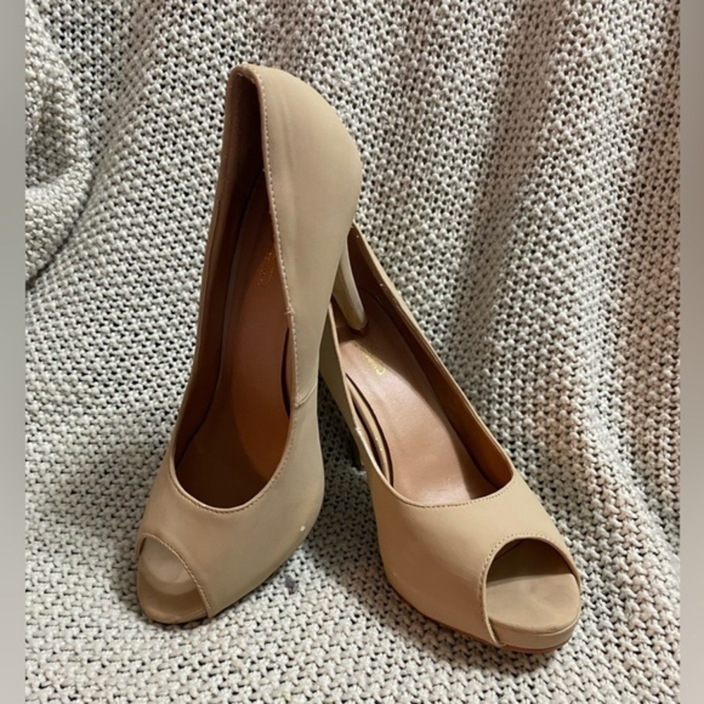 Journee Collection‎ Heels, Size 8